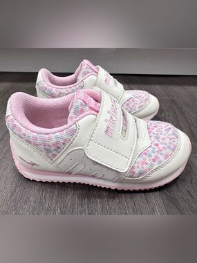 MIKI HOUSE TODDLER kids pink shoes. Size 16/ Japan/ Size 26 European/ 10 US.